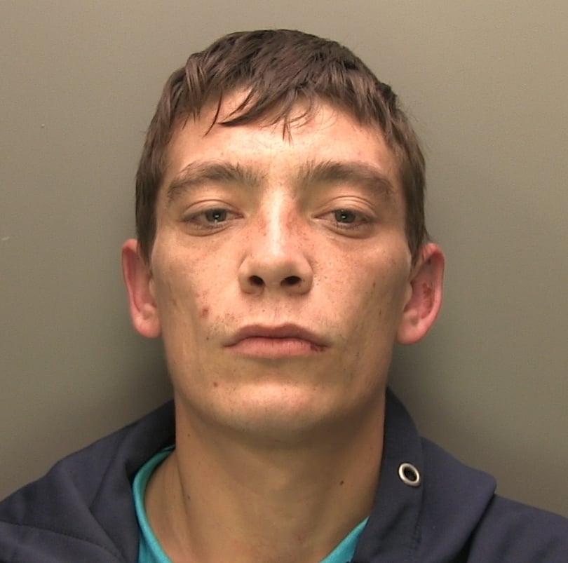 Gainsborough man jailed for knifepoint robbery of local woman